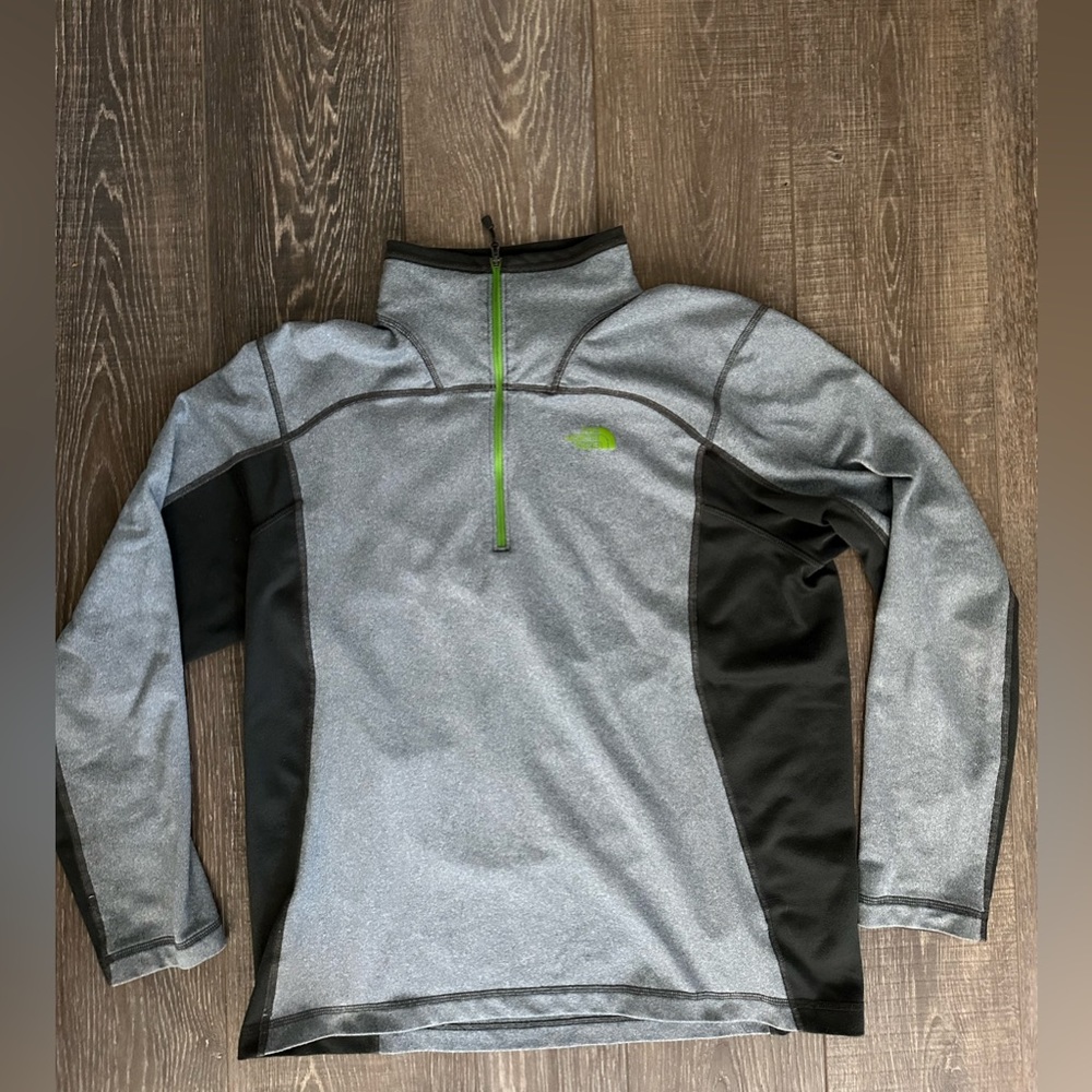 The North Face 1/4 zip sweater sweatshirt pullover grey